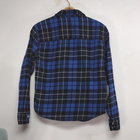 🛍️🎉 4/24💲 Forever 21 Blue Flannel Button Down Size S - Picture 4 of 5